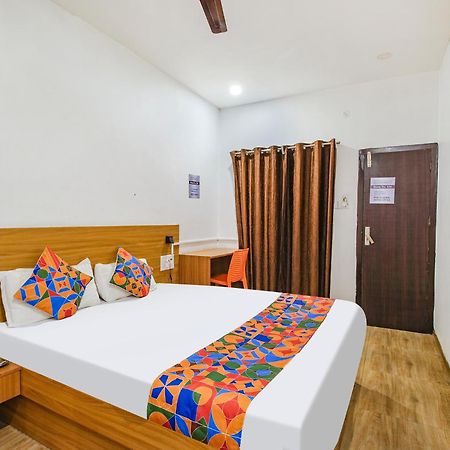 Hotel Fabexpress Anurag Residency Guwahati Exterior foto