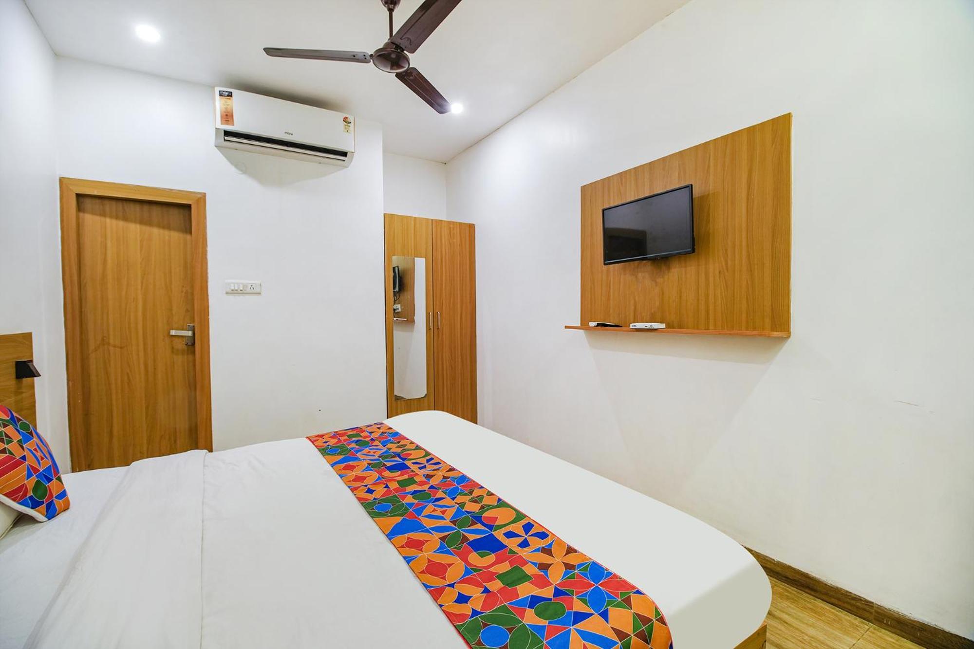 Hotel Fabexpress Anurag Residency Guwahati Exterior foto