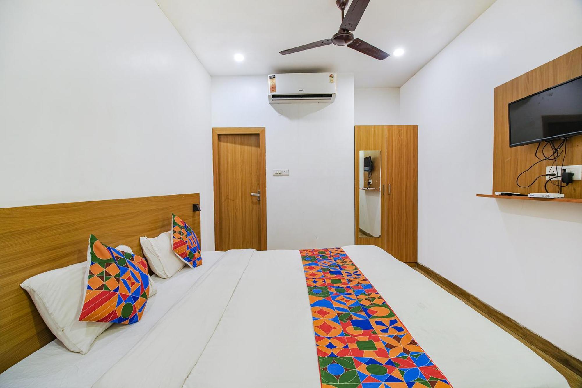 Hotel Fabexpress Anurag Residency Guwahati Exterior foto